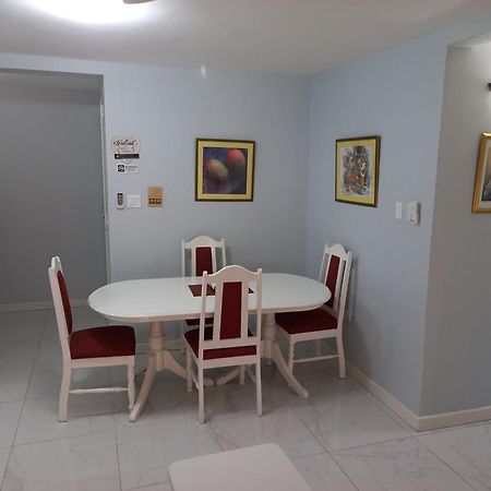 Marchabell By The Sea E22 Apartment Ocho Rios Bagian luar foto